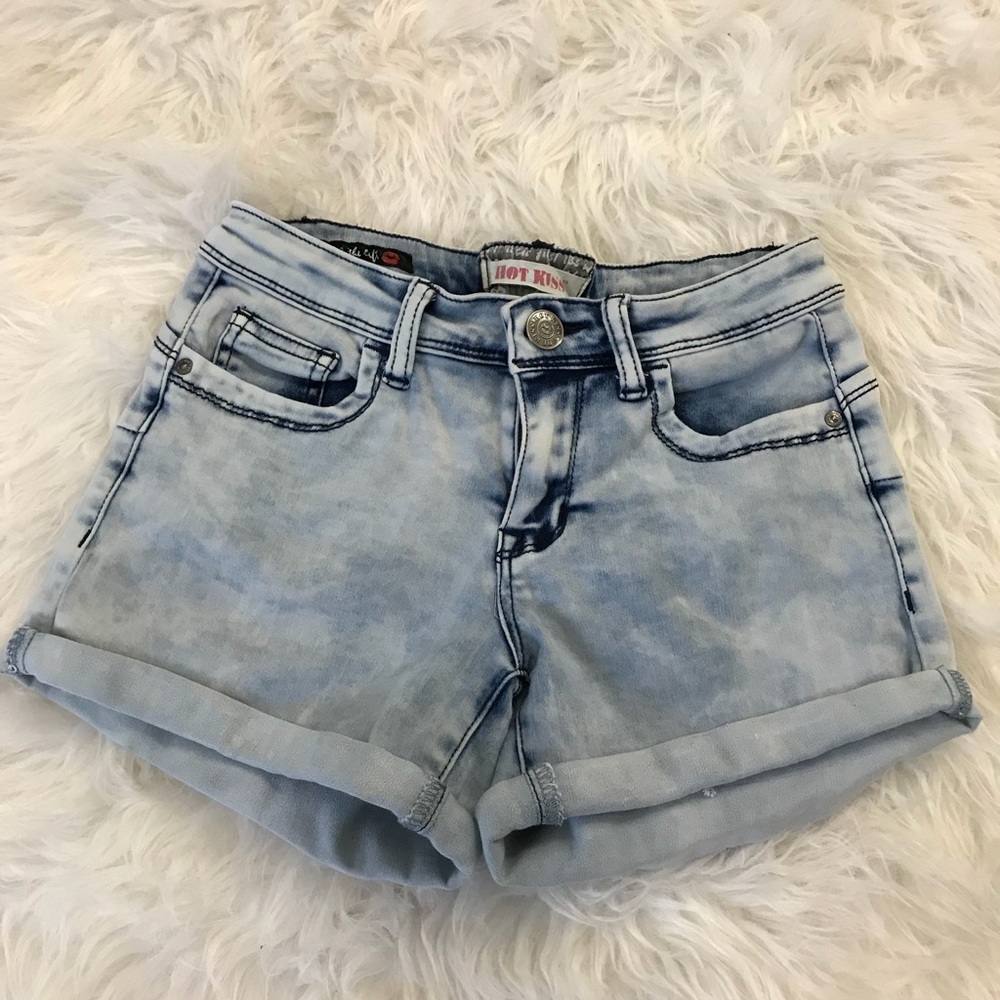 Hot Kiss Shorts
